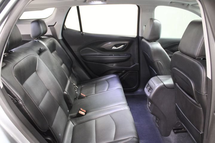 Used 2024 GMC Terrain SLT w/ Tech Package AWD/4WD image 26