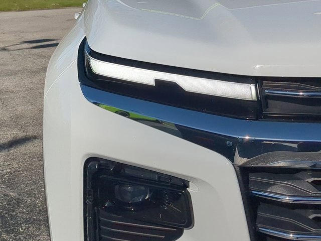 Used 2024 Chevrolet Traverse LT image 10