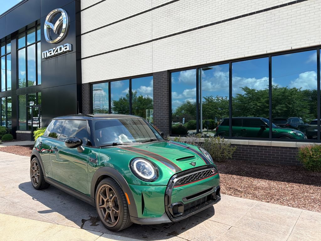 Used 2023 MINI Cooper S FWD image 1