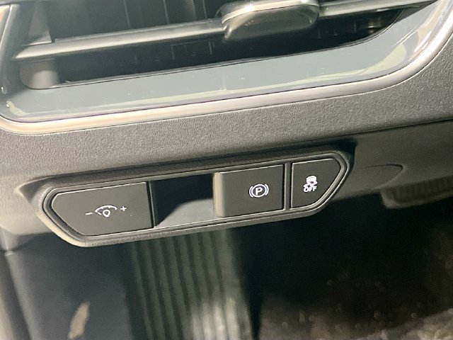 New 2025 Kia K4 EX w/ GT-Line Sunroof Package FWD image 10