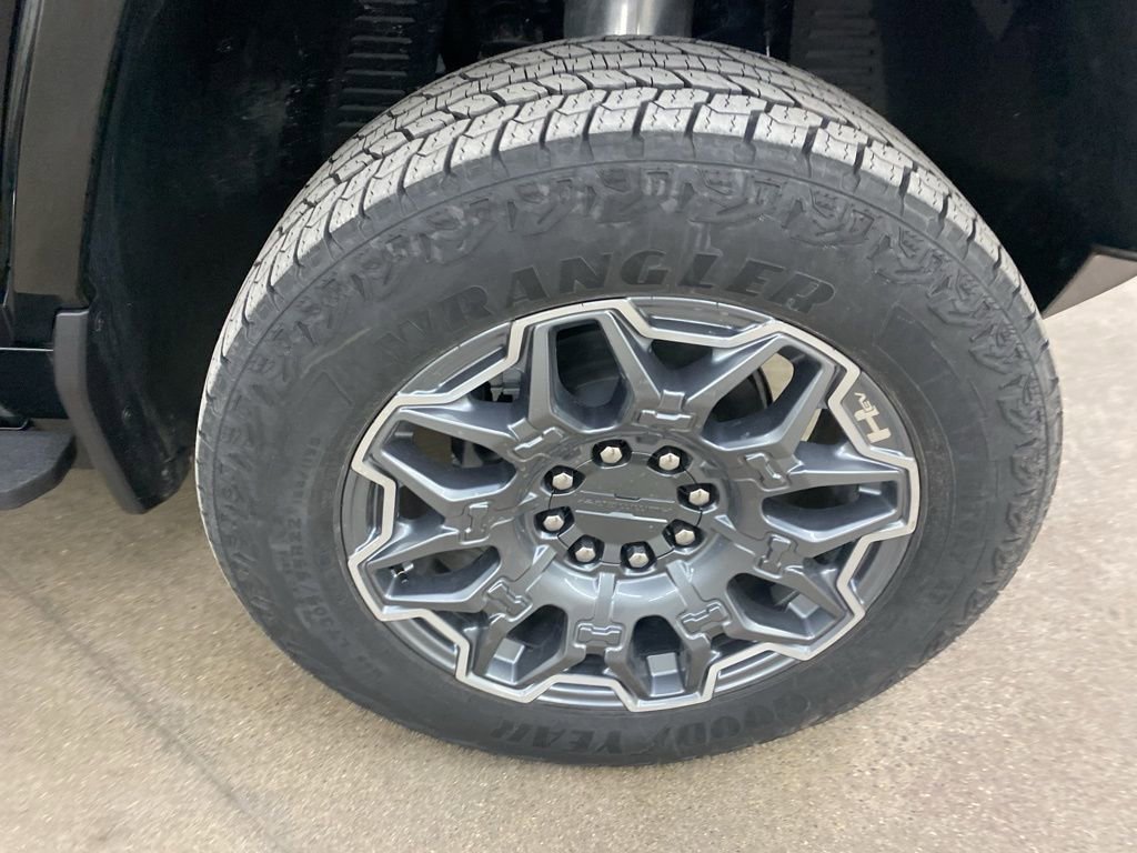 New 2025 GMC Hummer EV 3X w/ Battery Pack, 24 Module Pack image 14