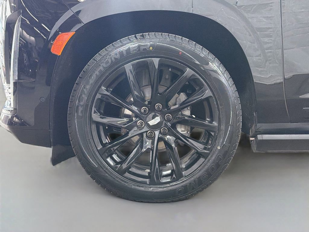 Used 2024 Cadillac Escalade Sport Platinum w/ LPO, ONYX Package AWD/4WD image 37