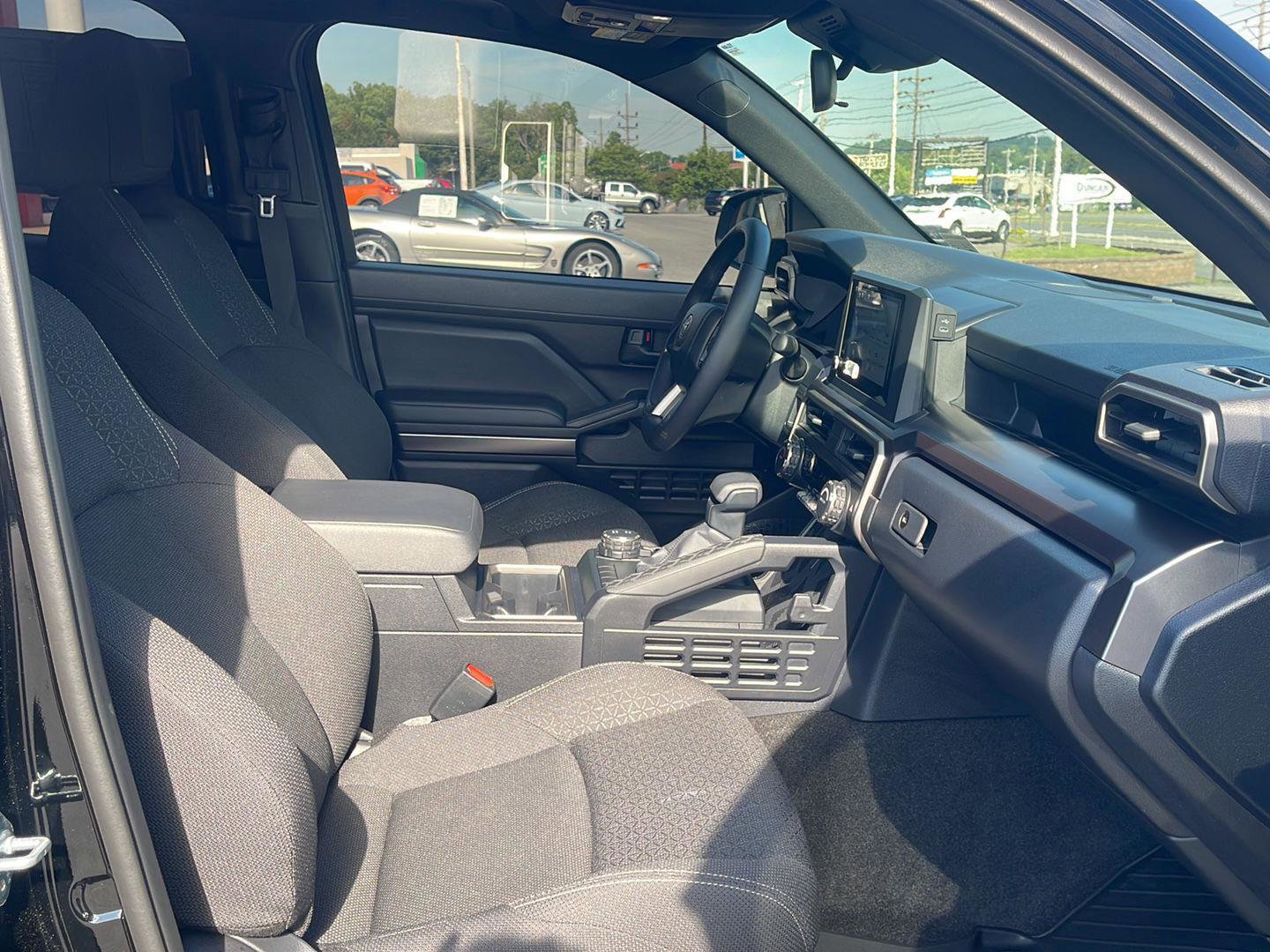 Used 2026 Toyota 4Runner SR5 AWD/4WD image 15