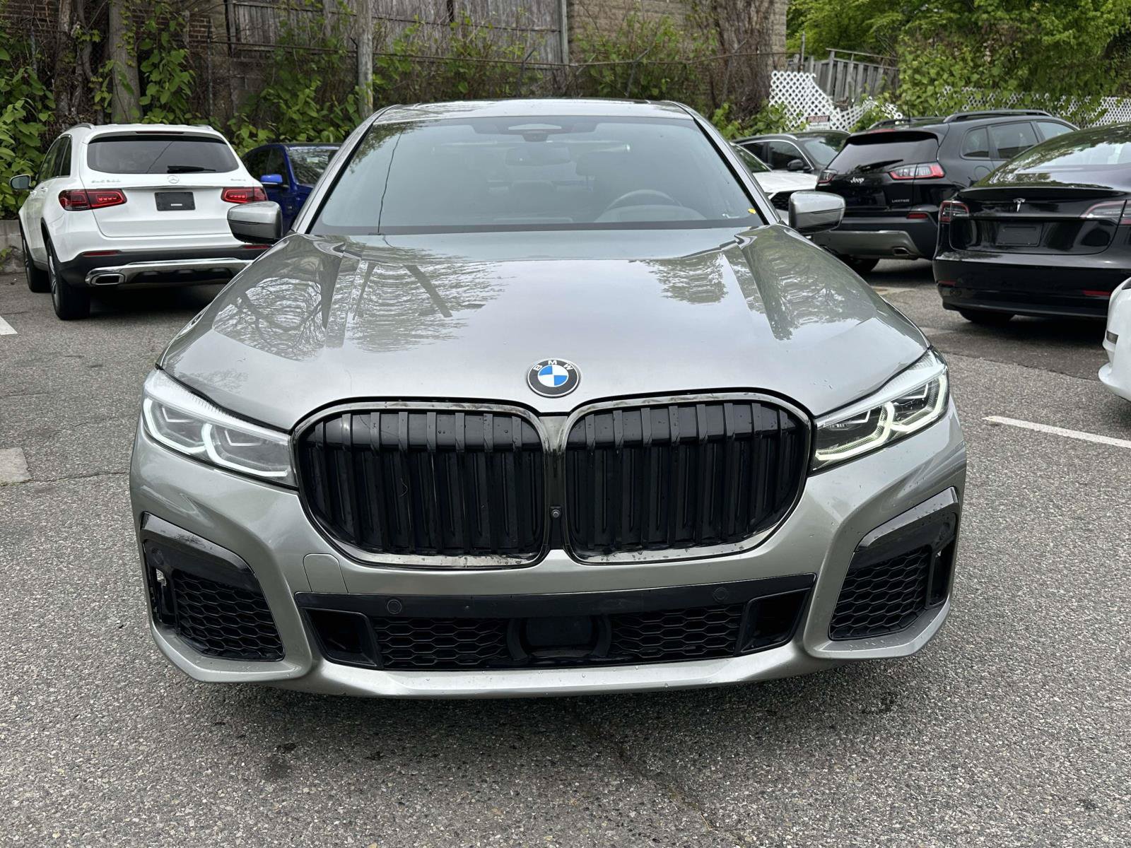 Used 2022 BMW 750Li xDrive AWD/4WD image 6