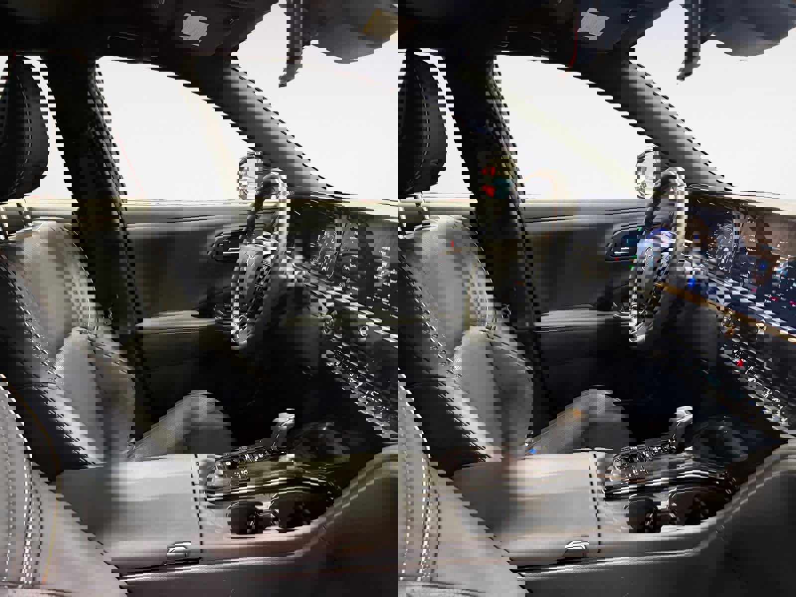 Used 2026 Toyota Crown XLE AWD/4WD image 16