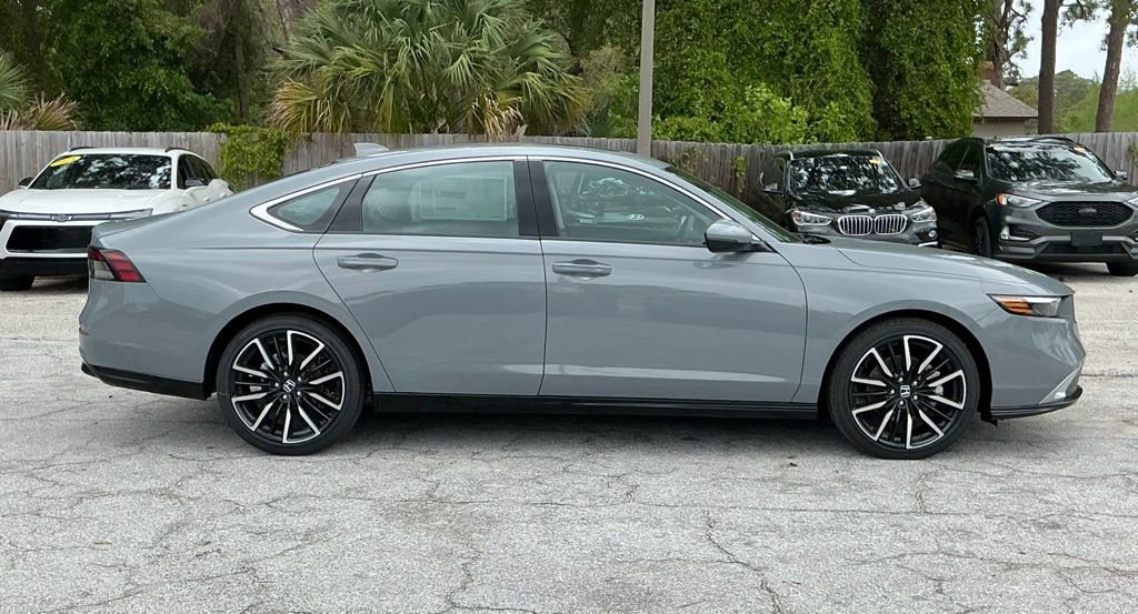 New 2026 Honda Accord Touring image 9