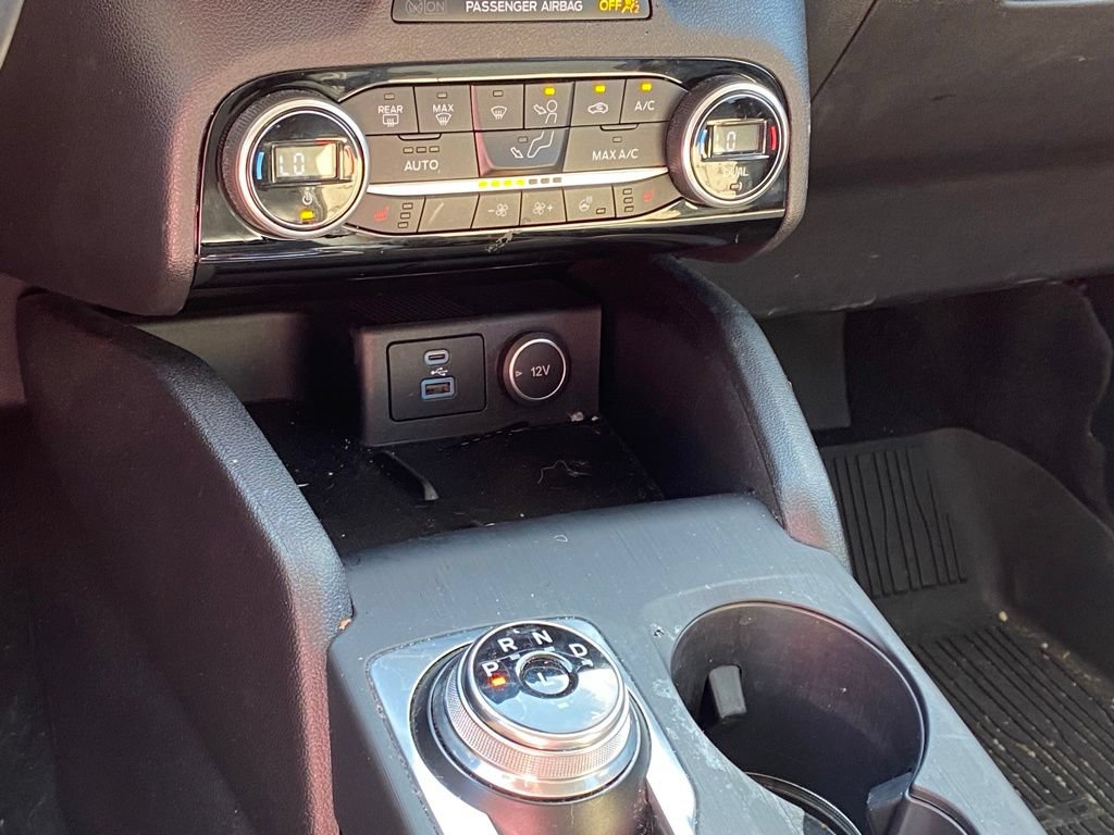 Used 2021 Ford Escape Titanium w/ Titanium Premium Package FWD image 14