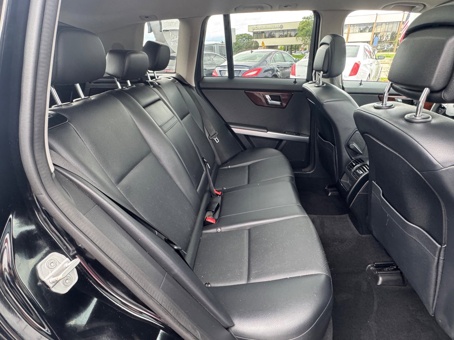 Used 2010 Mercedes-Benz GLK 350 4MATIC image 14