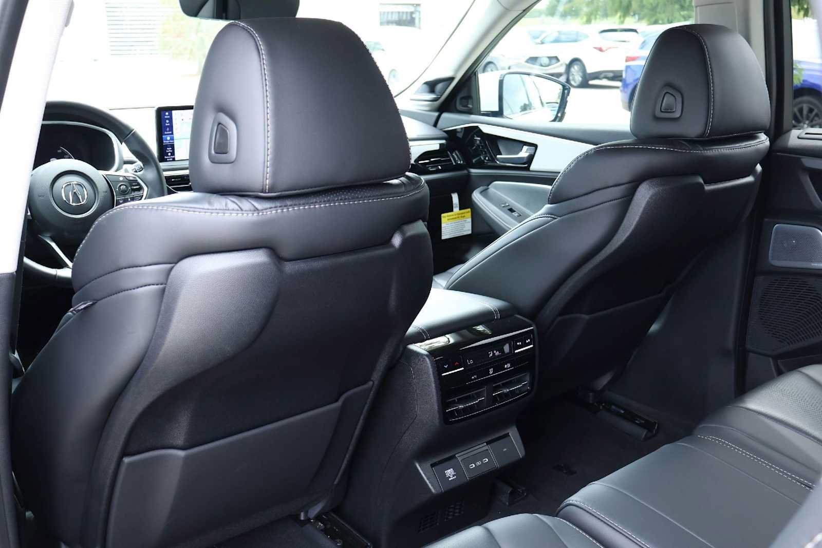 Certified 2026 Acura MDX w/ Technology Package FWD image 12