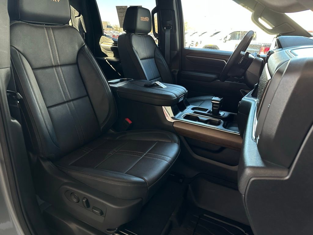 Certified 2025 Chevrolet Silverado 1500 High Country image 15