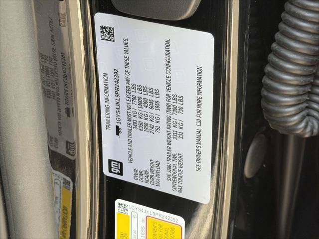 Used 2023 Cadillac Escalade ESV Luxury AWD/4WD image 21