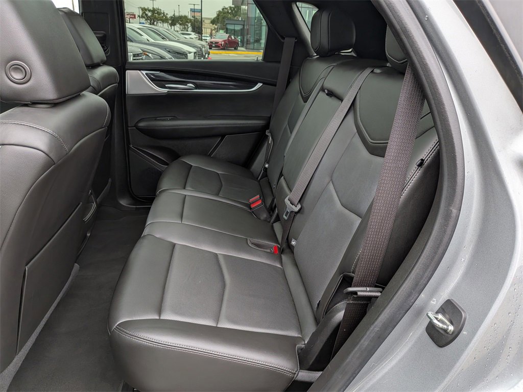 Used 2023 Cadillac XT5 Premium Luxury image 23