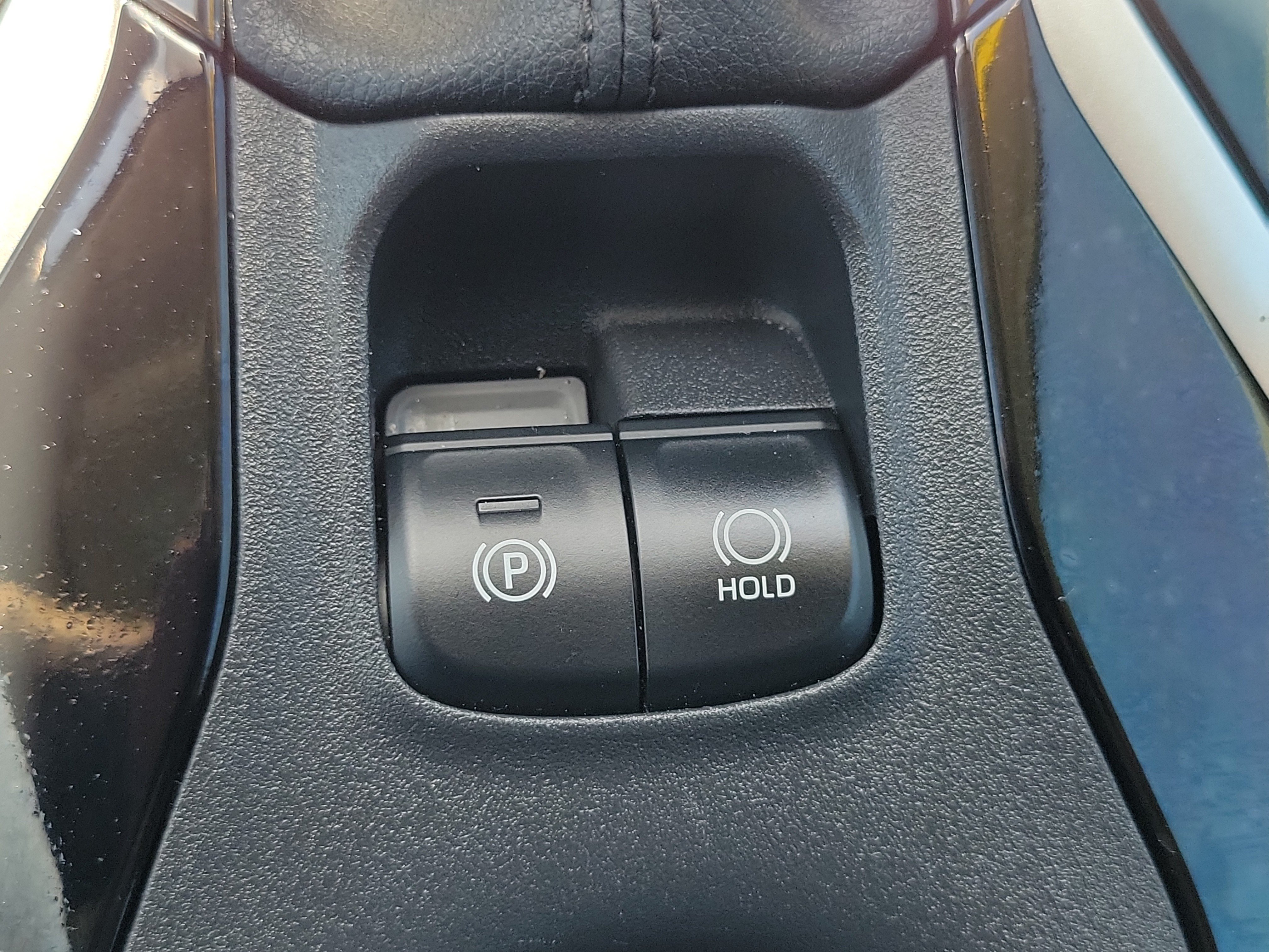 Used 2022 Toyota Corolla LE w/ LE Convenience Package FWD image 25