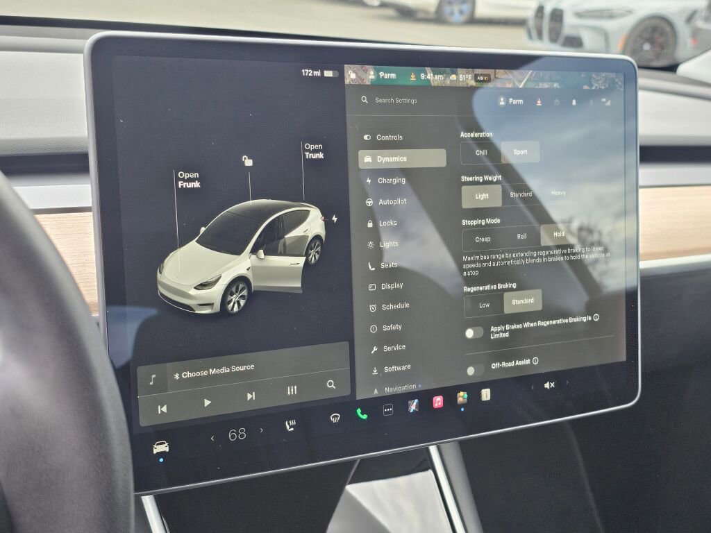 Used 2020 Tesla Model Y Long Range image 30