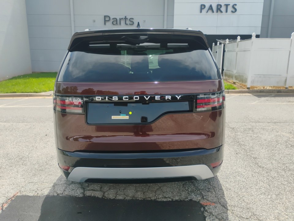 New 2026 Land Rover Discovery Limited Edition AWD/4WD image 14