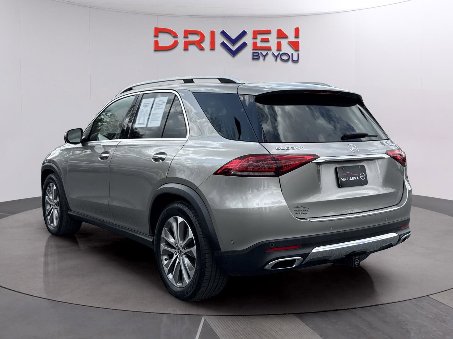 Used 2020 Mercedes-Benz GLE 350 4MATIC image 3