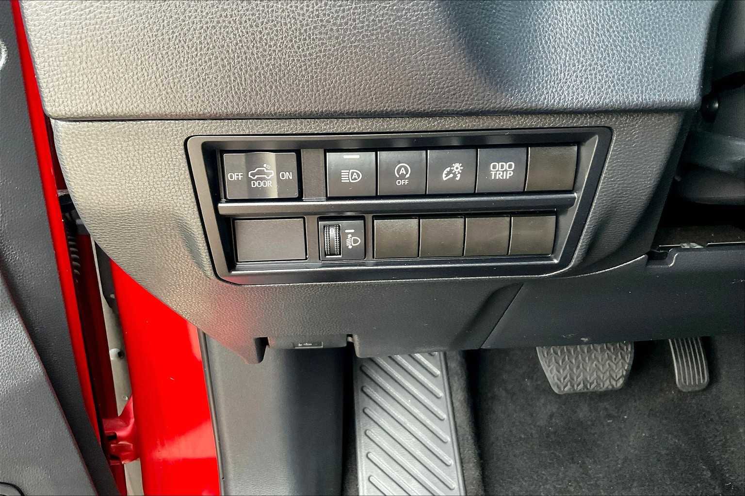 Used 2022 Toyota Tundra SR5 image 32