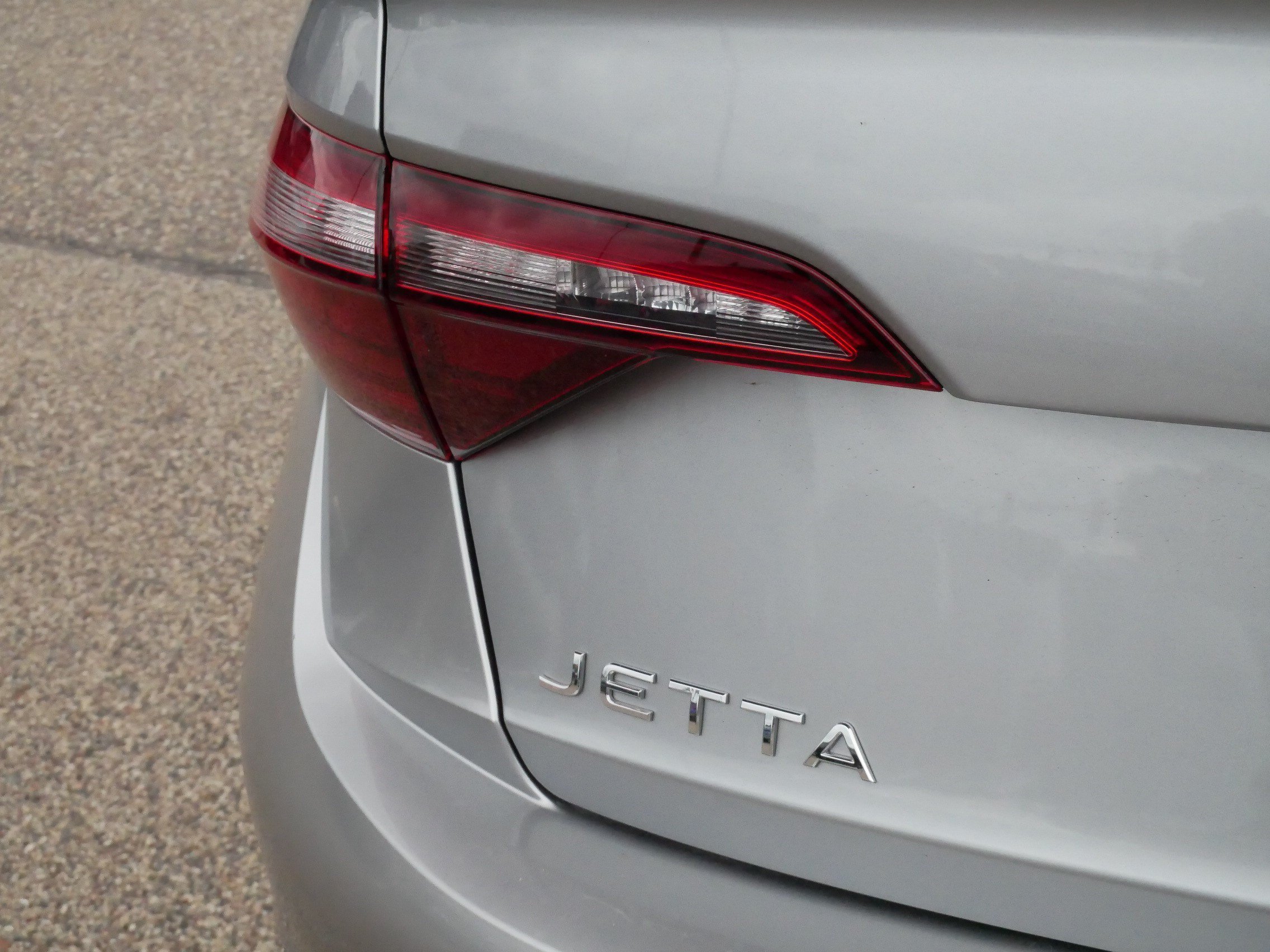 Certified 2024 Volkswagen Jetta SE FWD image 17