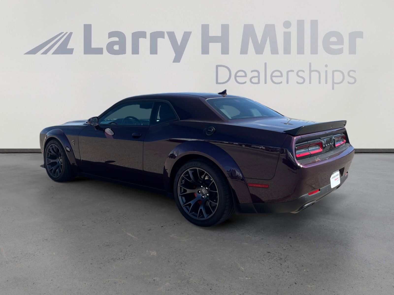 Used 2022 Dodge Challenger SRT Hellcat image 3