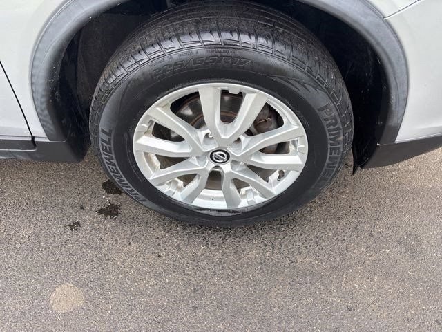 Used 2020 Nissan Rogue SV FWD image 42