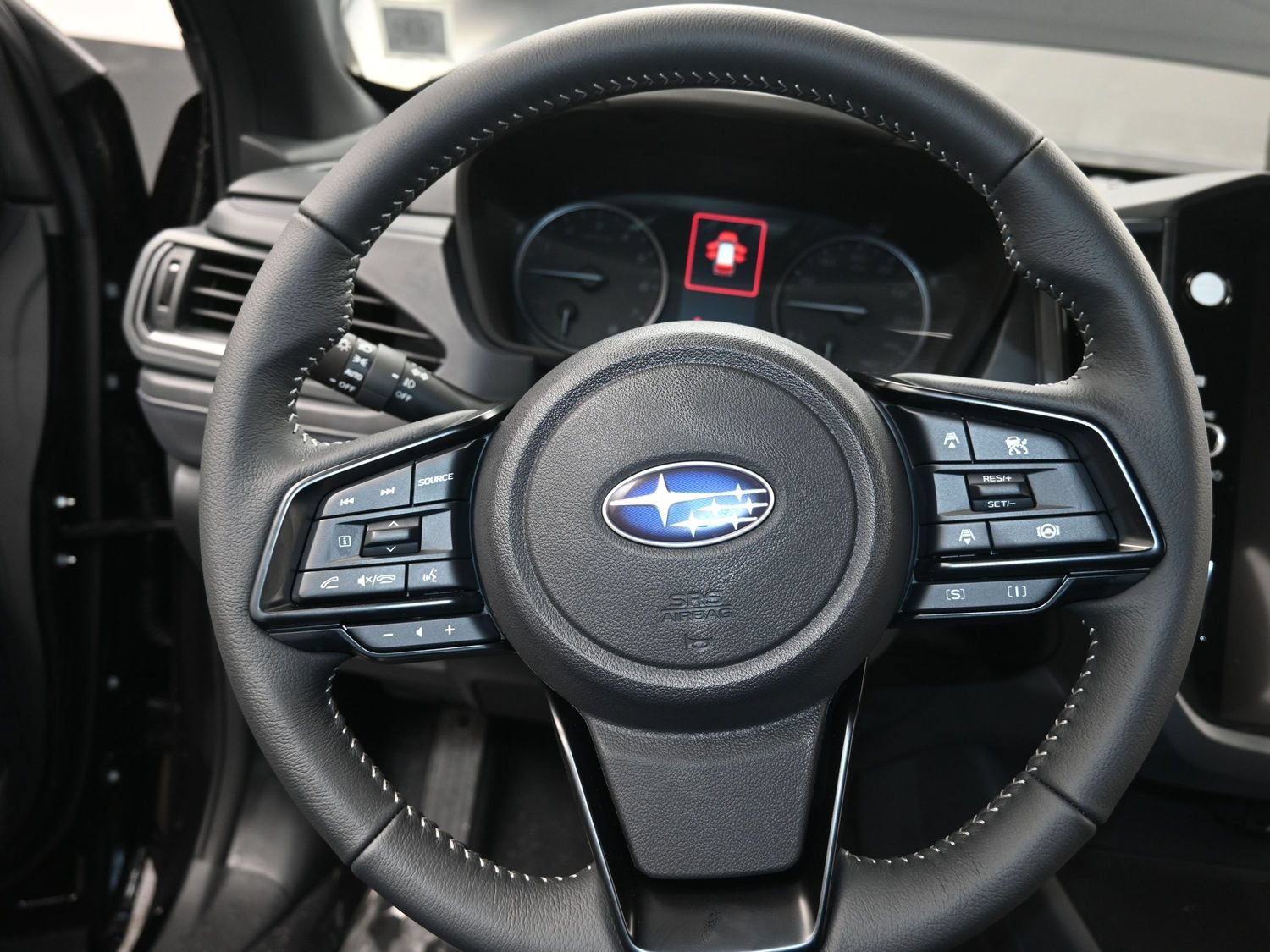 Used 2025 Subaru Forester Premium AWD/4WD image 29