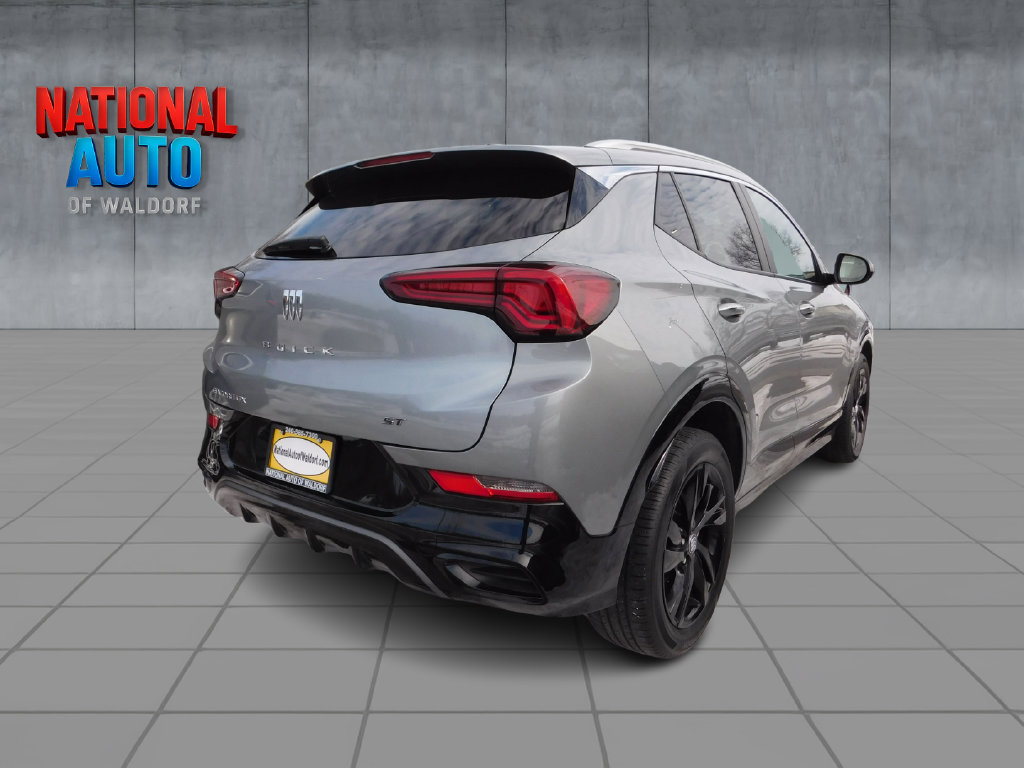 Used 2024 Buick Encore GX Sport Touring w/ Comfort Package FWD image 4