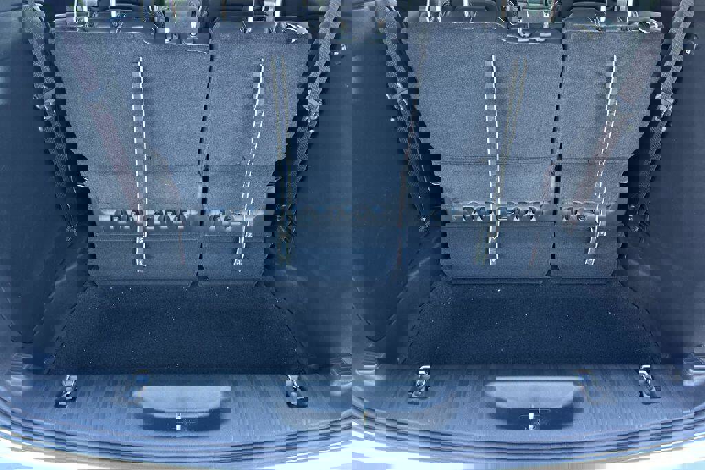 New 2026 Chrysler Voyager LX image 16