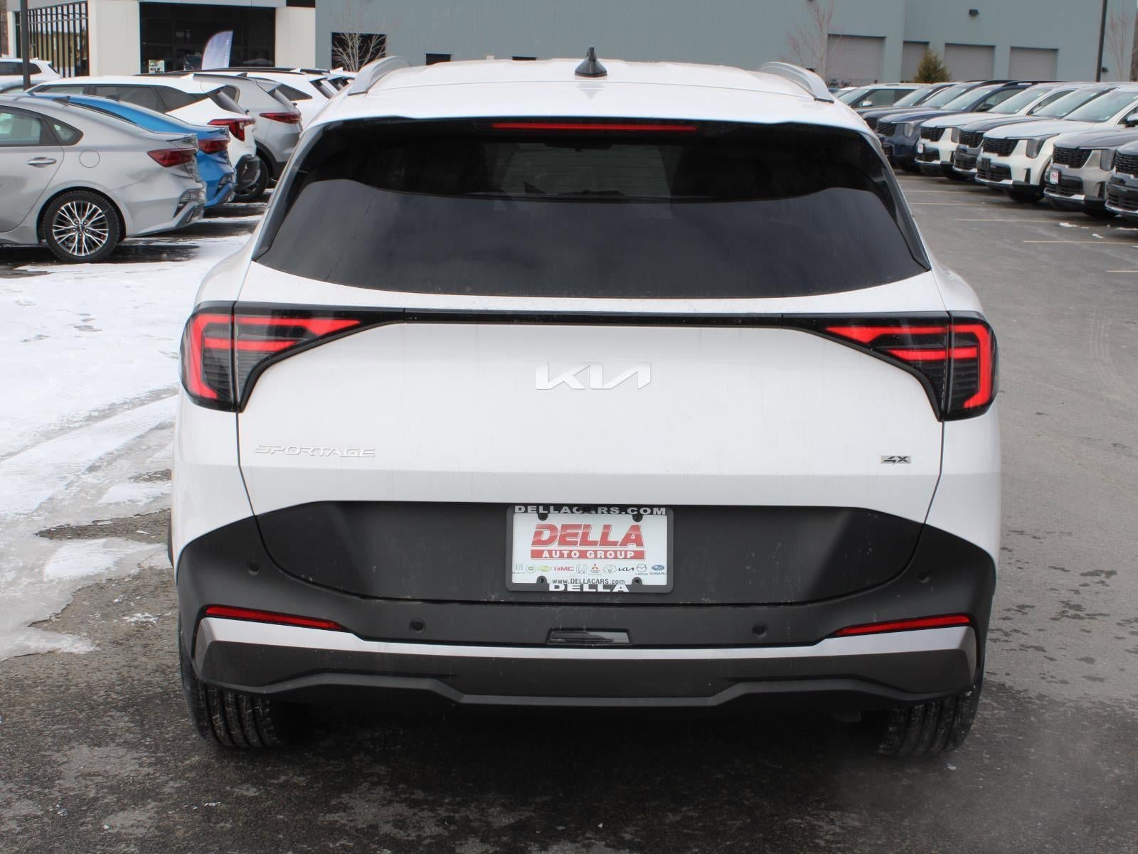 New 2026 Kia Sportage EX image 6