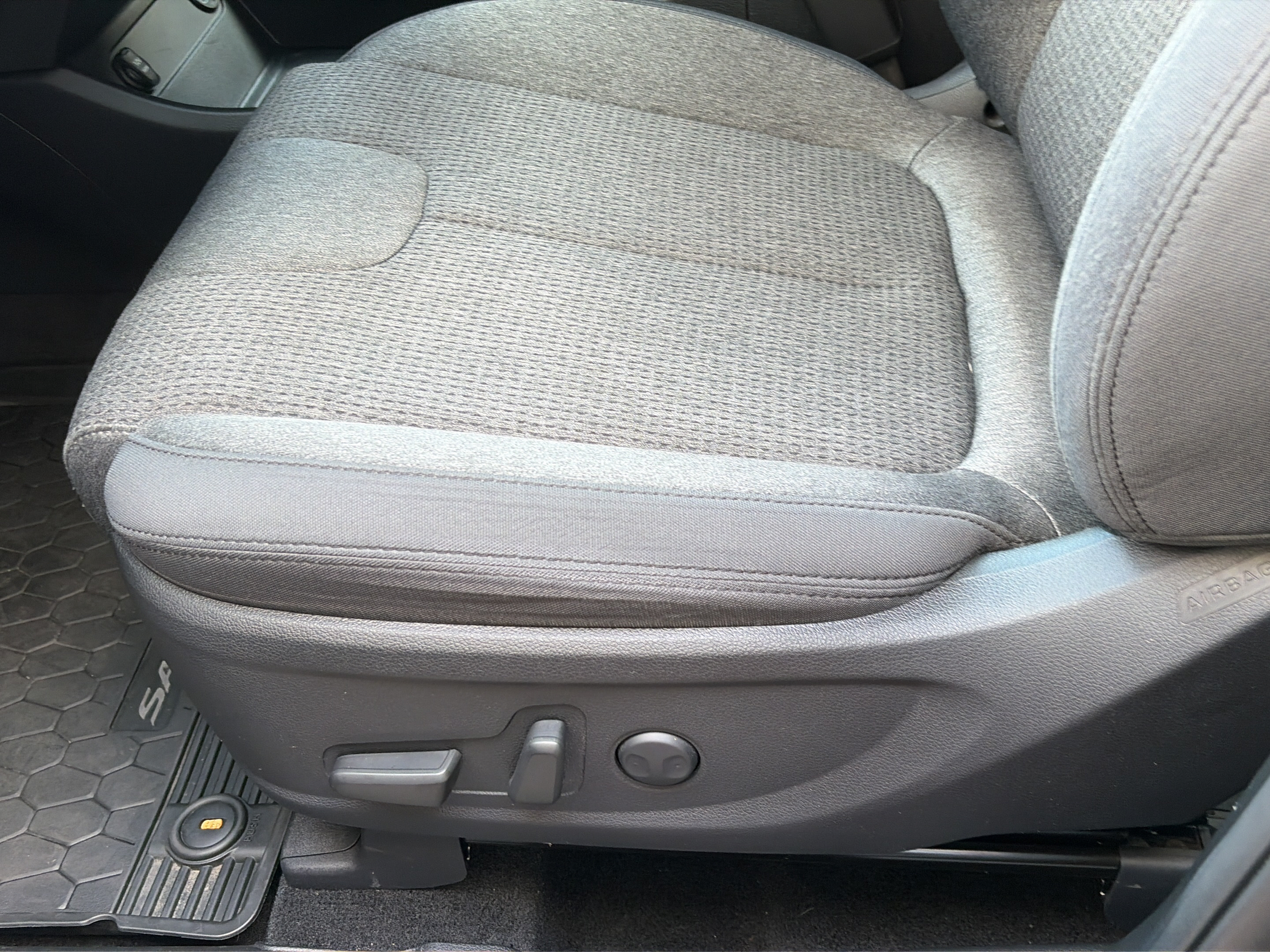 Certified 2023 Hyundai Santa Fe SEL w/ Cargo Package FWD image 19