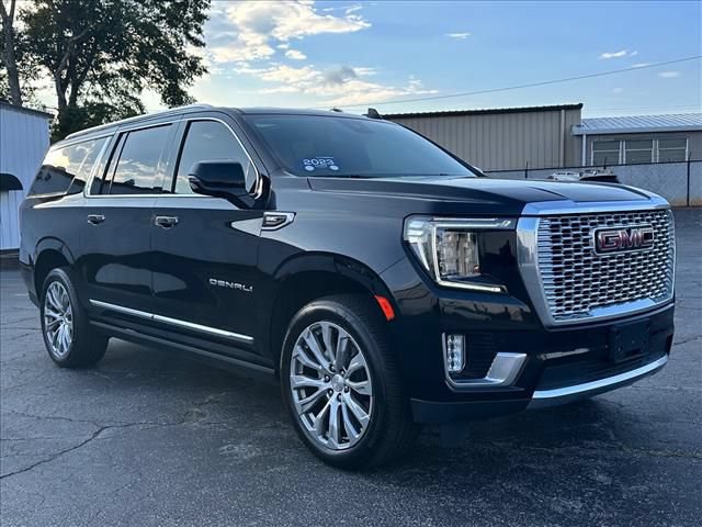 Certified 2023 GMC Yukon XL Denali AWD/4WD image 2
