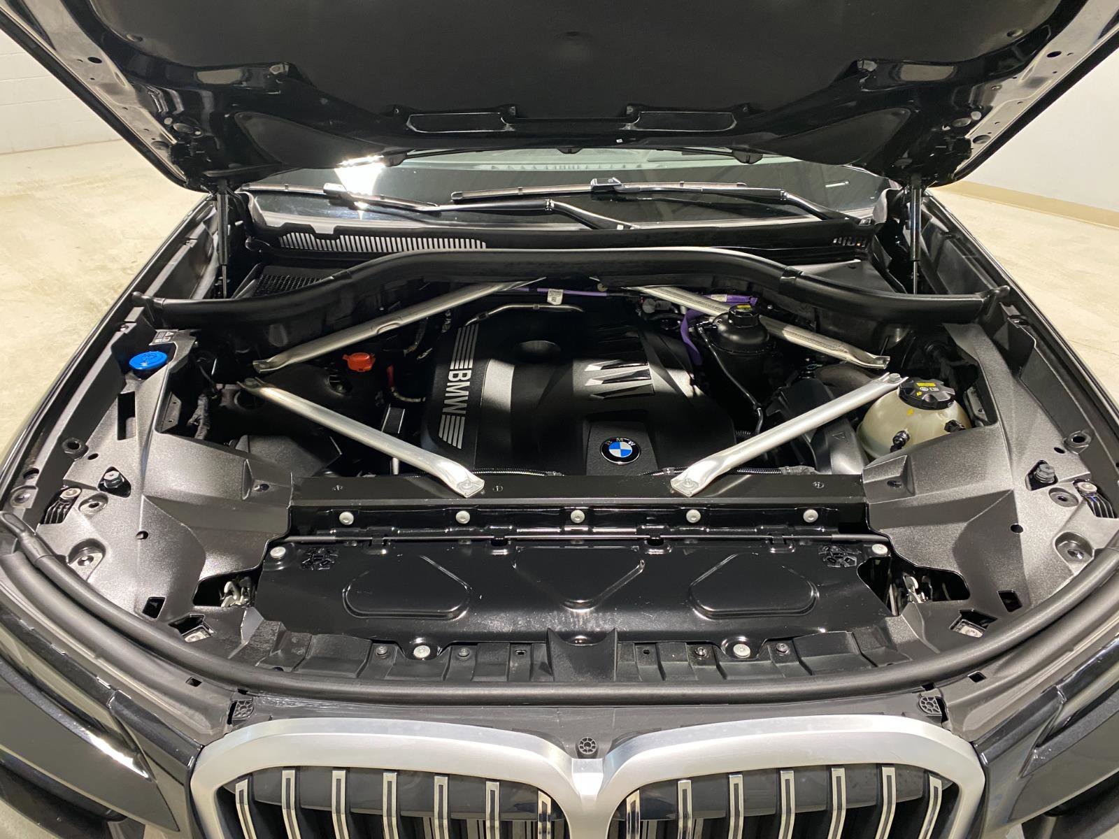 Certified 2023 BMW X7 xDrive40i w/ Parking Assistance Package AWD/4WD image 26