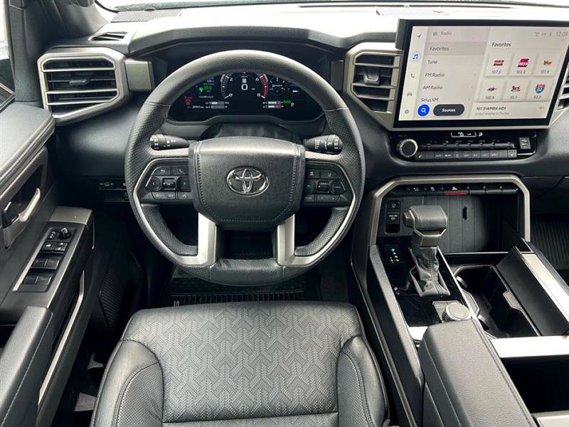 Used 2025 Toyota Sequoia SR5 image 20