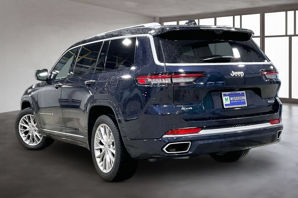 Used 2024 Jeep Grand Cherokee L Summit w/ Advanced Protech Group IV AWD/4WD image 4