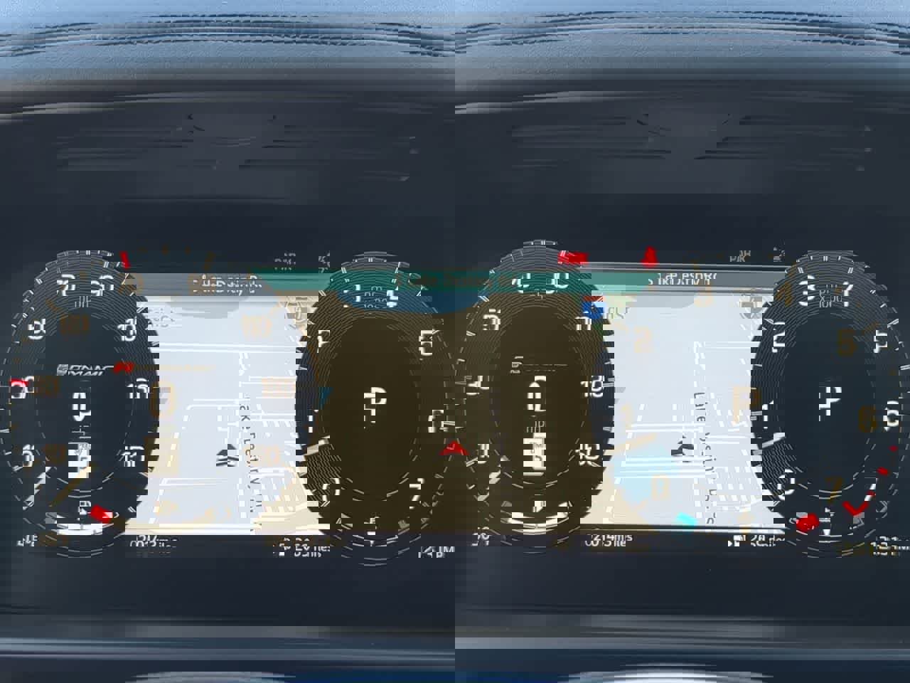 Used 2023 Land Rover Discovery HSE R-Dynamic image 37