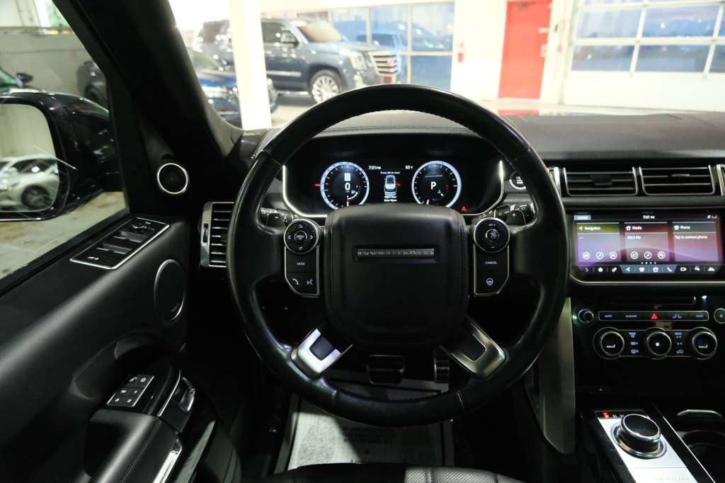 Used 2017 Land Rover Range Rover Supercharged AWD/4WD image 32