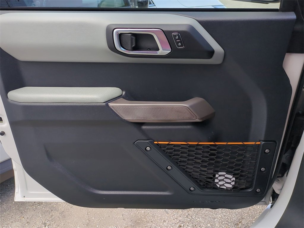 Used 2023 Ford Bronco Badlands image 22