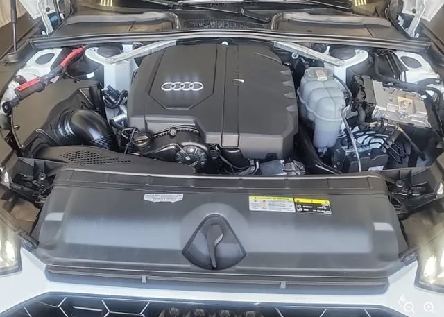 Used 2021 Audi A4 2.0T Premium Plus AWD/4WD image 35