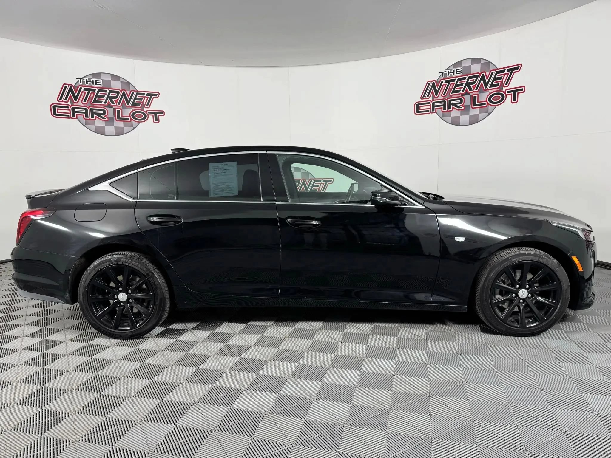 Used 2022 Cadillac CT5 Luxury w/ Cold Weather Package AWD/4WD image 8