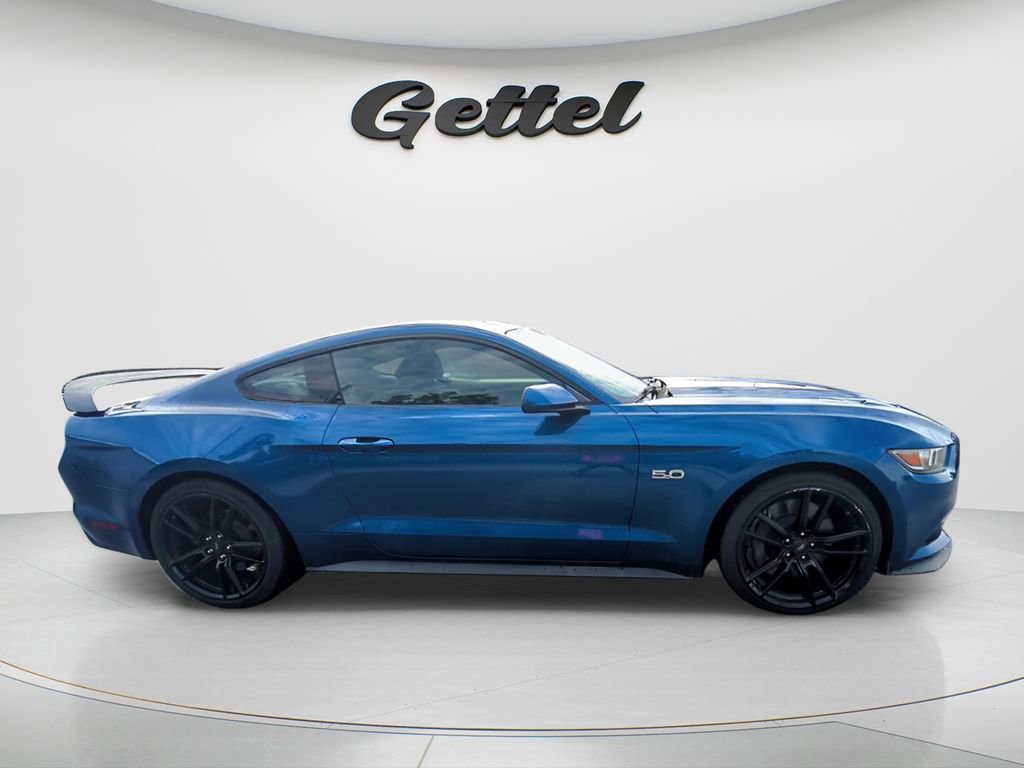 Used 2017 Ford Mustang GT w/ GT Performance Package image 7