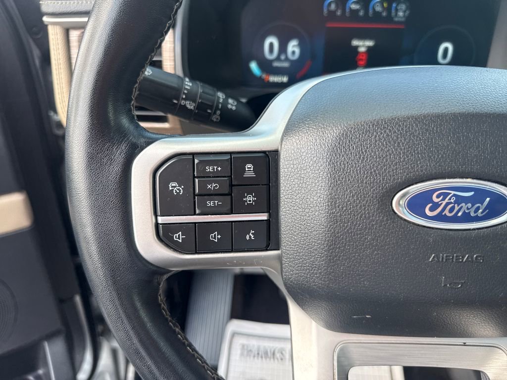 Used 2023 Ford Expedition Limited AWD/4WD image 30