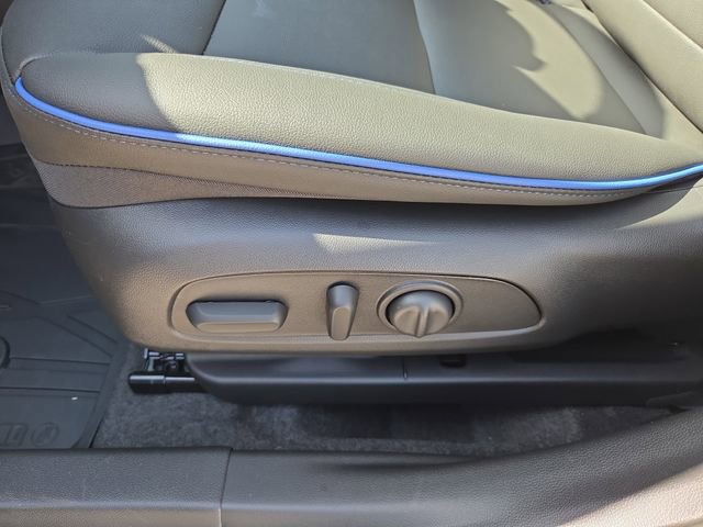 New 2026 Buick Envista Sport Touring w/ Convenience I Package FWD image 18