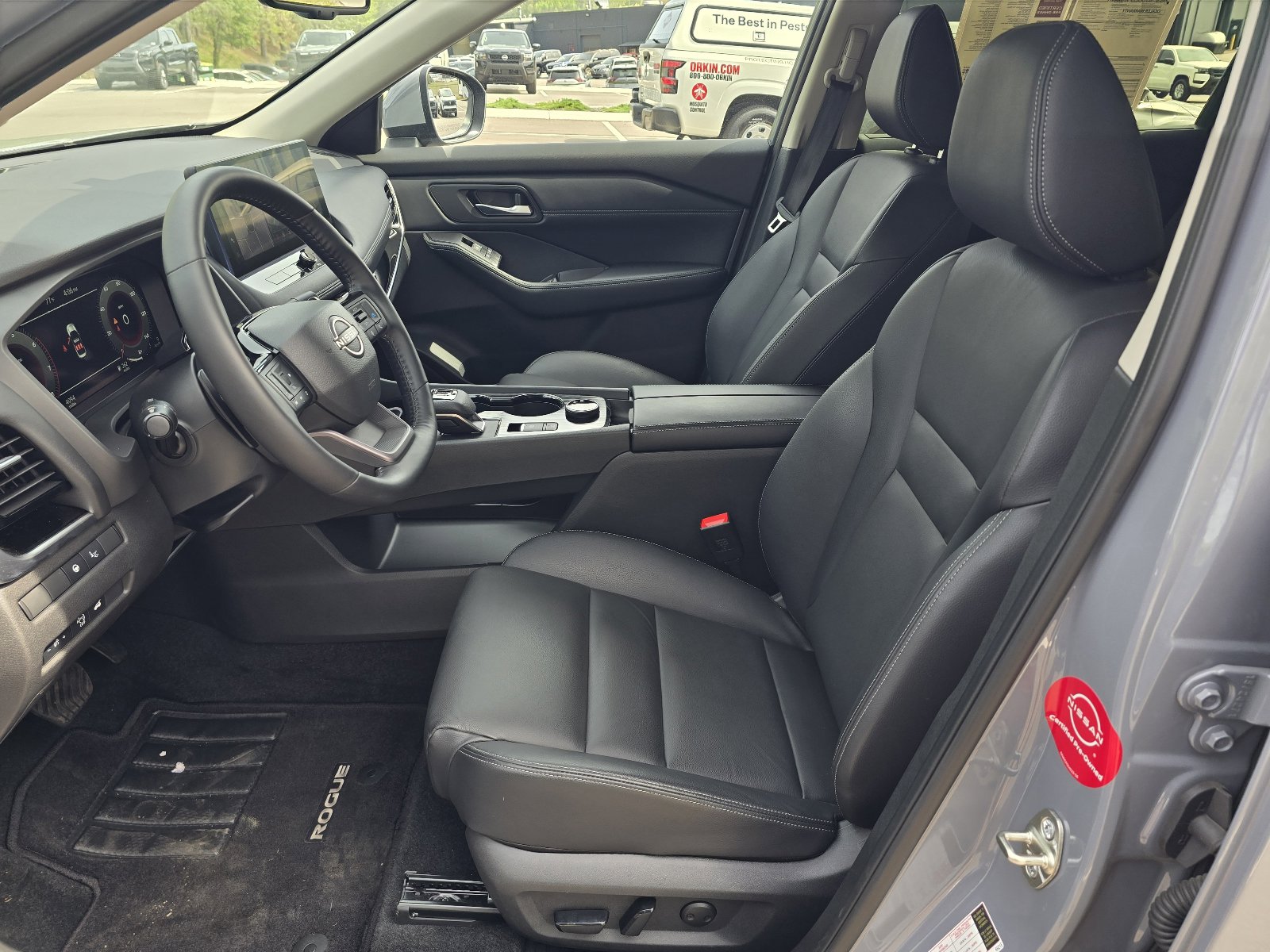 Certified 2025 Nissan Rogue SL w/ Tech Package AWD/4WD image 11