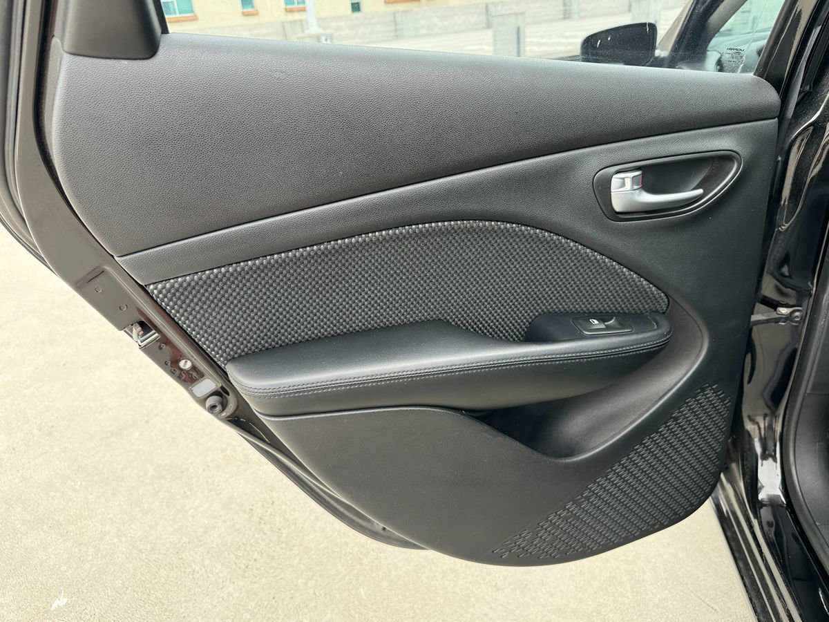 Used 2015 Dodge Dart SXT FWD image 21