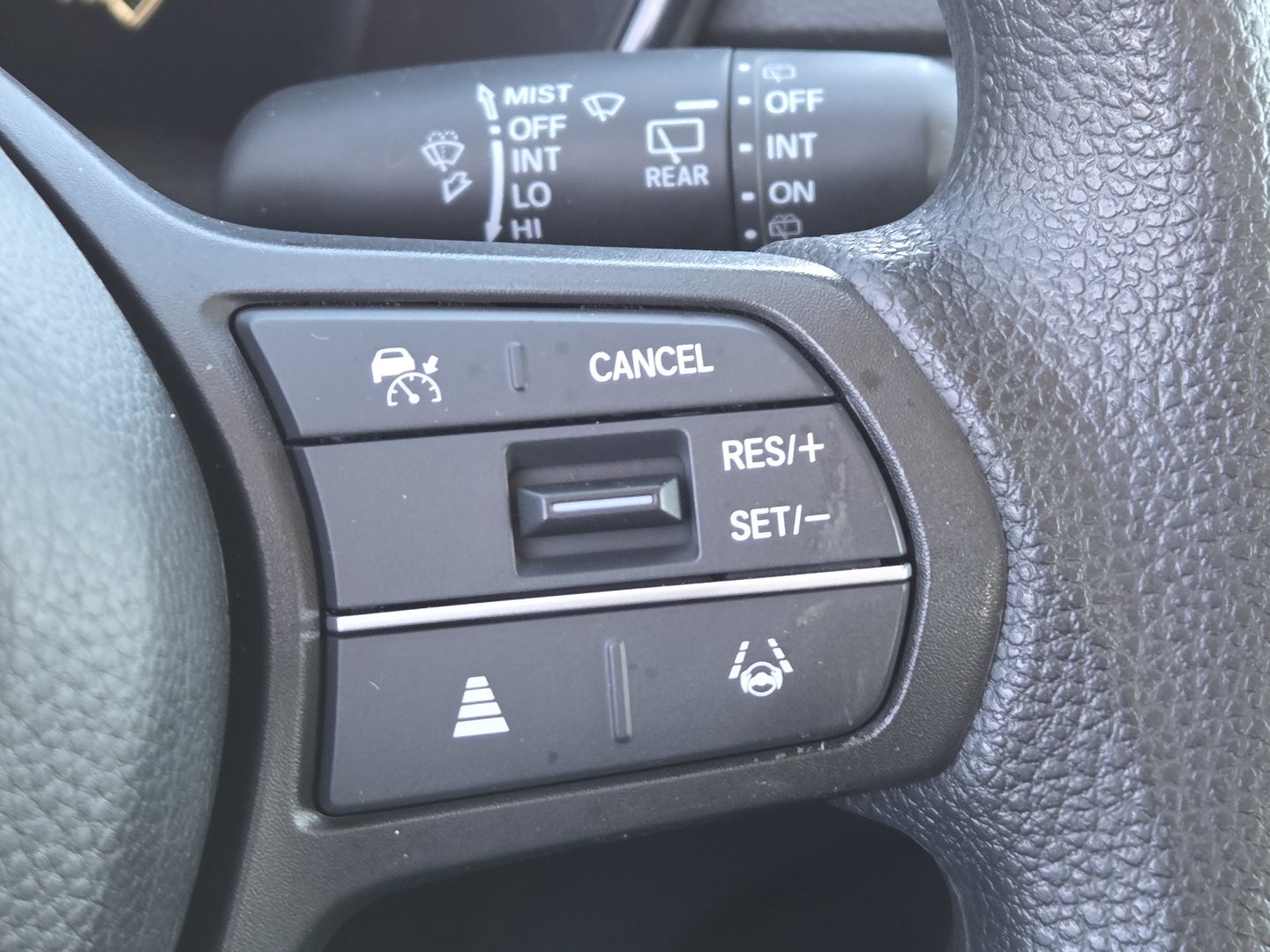 Used 2024 Honda CR-V LX image 7