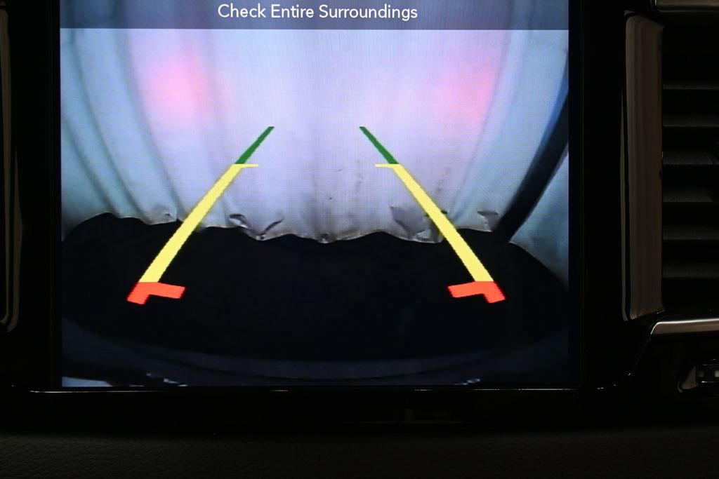 Used 2018 Chrysler Pacifica Touring-L Plus image 30