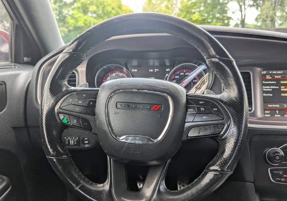 Used 2019 Dodge Charger Scat Pack RWD image 9