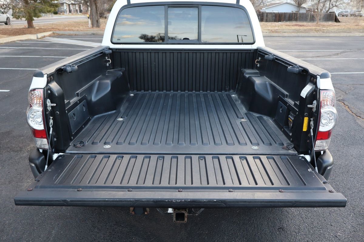 Used 2014 Toyota Tacoma PreRunner w/ TRD Off-Road Package image 14