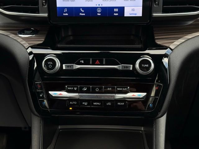 Certified 2023 Ford Explorer Limited image 30