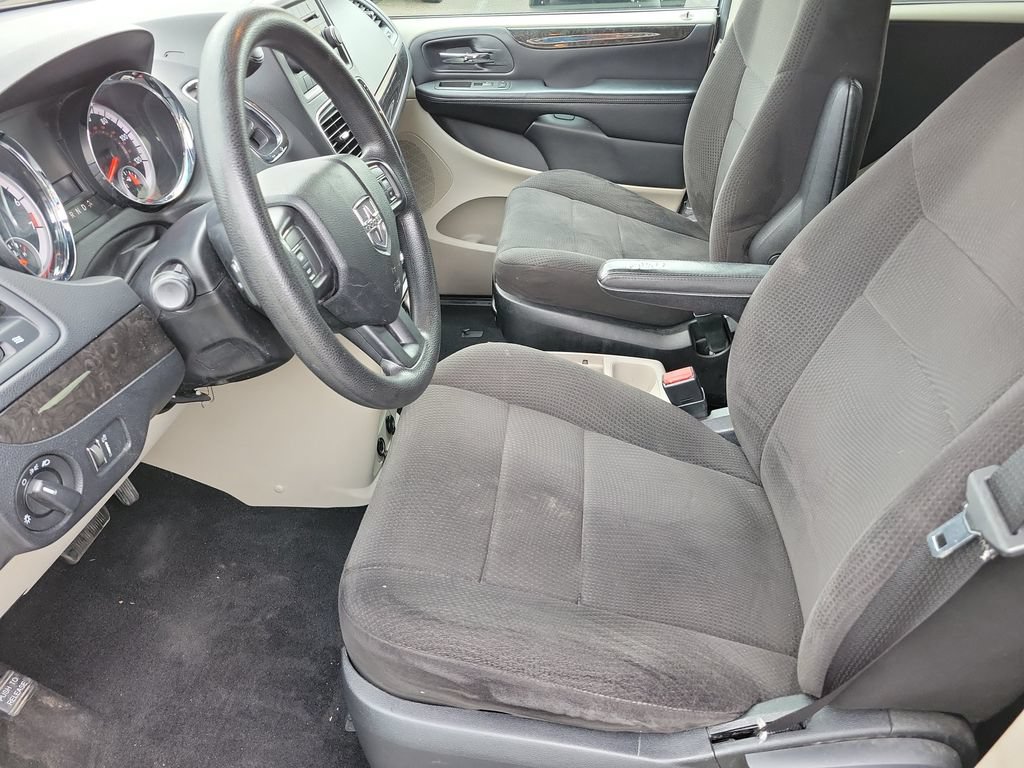 Used 2013 Dodge Grand Caravan SE FWD image 10
