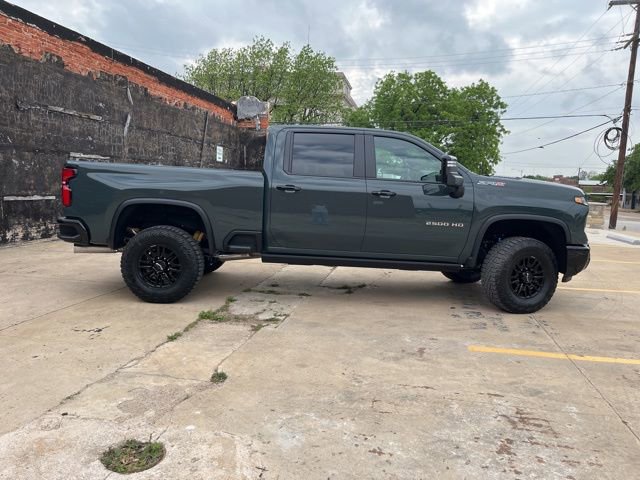 New 2026 Chevrolet Silverado 2500 ZR2 AWD/4WD image 6